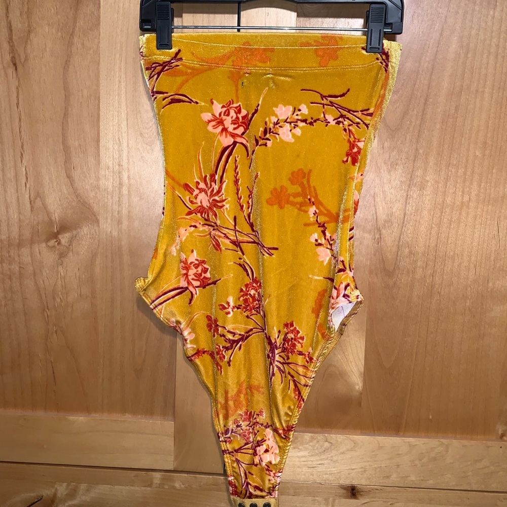 Velvet yellow Urban Outfitters bodysuit.